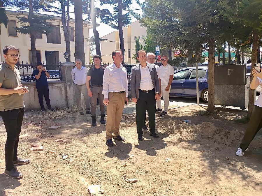 Keles Anaokulu Bahçesine Çocuk Parkı Yapıyoruz