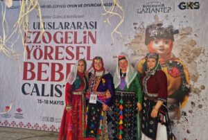 5. Uluslararası Ezogelin Bebek Çalıştayı’nda Keles Sorgun Bebeği’ne büyük ilgi